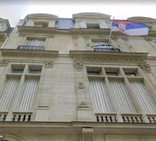 Ambasada Srbije u Parizu
