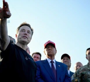 Elon Mask i Donald Tramp SpaceX testiranje rakete