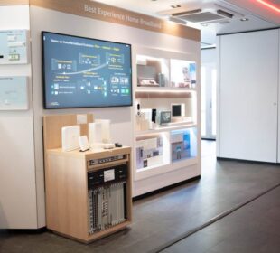 Huawei-kamion-u-Srbiji Izvor Mondo Foto Warp studio