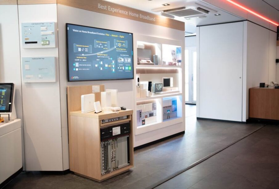 Huawei-kamion-u-Srbiji Izvor Mondo Foto Warp studio