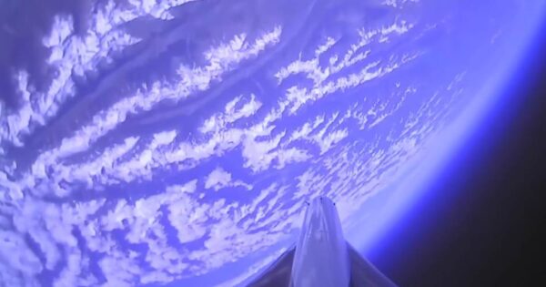 Mk-II-Aurora Avion-na-raketni-pogon-_-prvi-let Izvor Mondo Foto-YouTube-Dawn-Aerospace-7-
