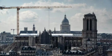 Pariz Foto Žoel Sage AFP