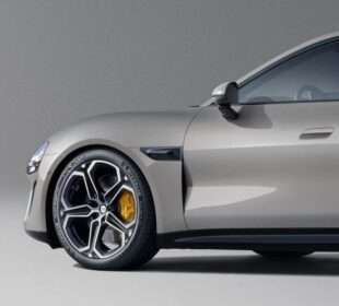 Xiaomi-SU7-_-elektricni-automobil-_-Foto-Xiaomi-Lei-Jun Izvor Mondo