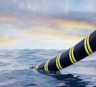 Podvodni-opticki-kabl Izvor Mondo foto Shuterstock