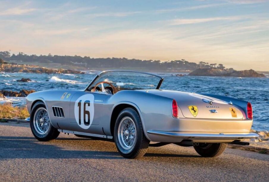 Ferrari 250 GT LWB California Spider Competizione 1959 godina Foto Broad Arrow Auctions Izvor Mondo