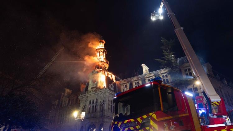 Požar u zgradi 12. arondismana Pariza - vrlo brzo lokalizovan foto MILLET BSPP