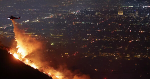 Požari u Holivudskim brdima u Los Anđelesu