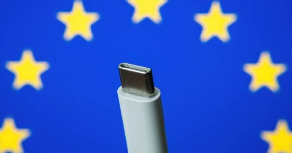 USB-C EU Foto Shutterstock Izvor Mondo