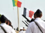 Francuski vojnici na ceremoniji spuštanja francuske i podizanja senegalske zastave u vojnom kampu Bel Er u Dakaru foto Seyllou Diallo AFP