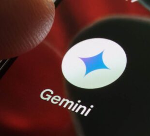 Gemini AI vestacka inteligencija četbot Foto Shutterstock