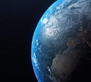 Od svih slojeva Zemlje unutrašnje jezgro je najudaljenije – foto Adobe